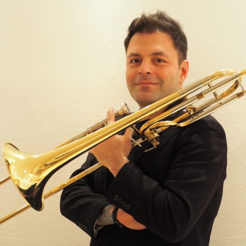 Trombon sanat dalı öğretim görevlimiz Cem Güngör kariyeri ve trombon eğitimi hakkındaki sorularımızı cevapladı